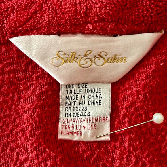 Silk & Satin Red Velour Robe - Picture 5 of 6